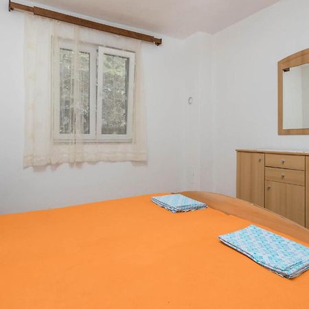 Nice Apartment In Bosana-Pag With Wifi Šimuni Exteriör bild
